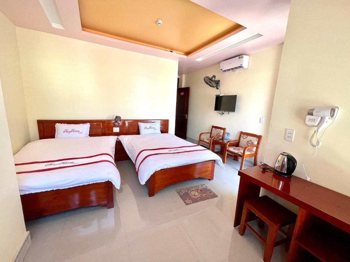 Huy Hoang Hotel Донгван Экстерьер фото