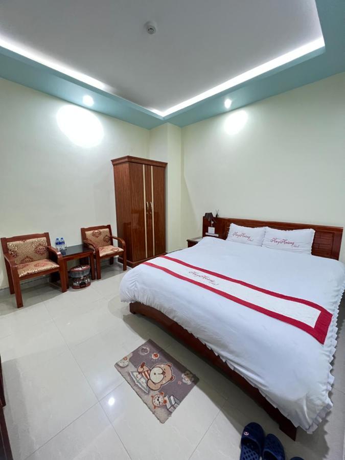 Huy Hoang Hotel Донгван Экстерьер фото