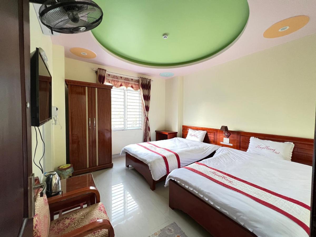 Huy Hoang Hotel Донгван Экстерьер фото